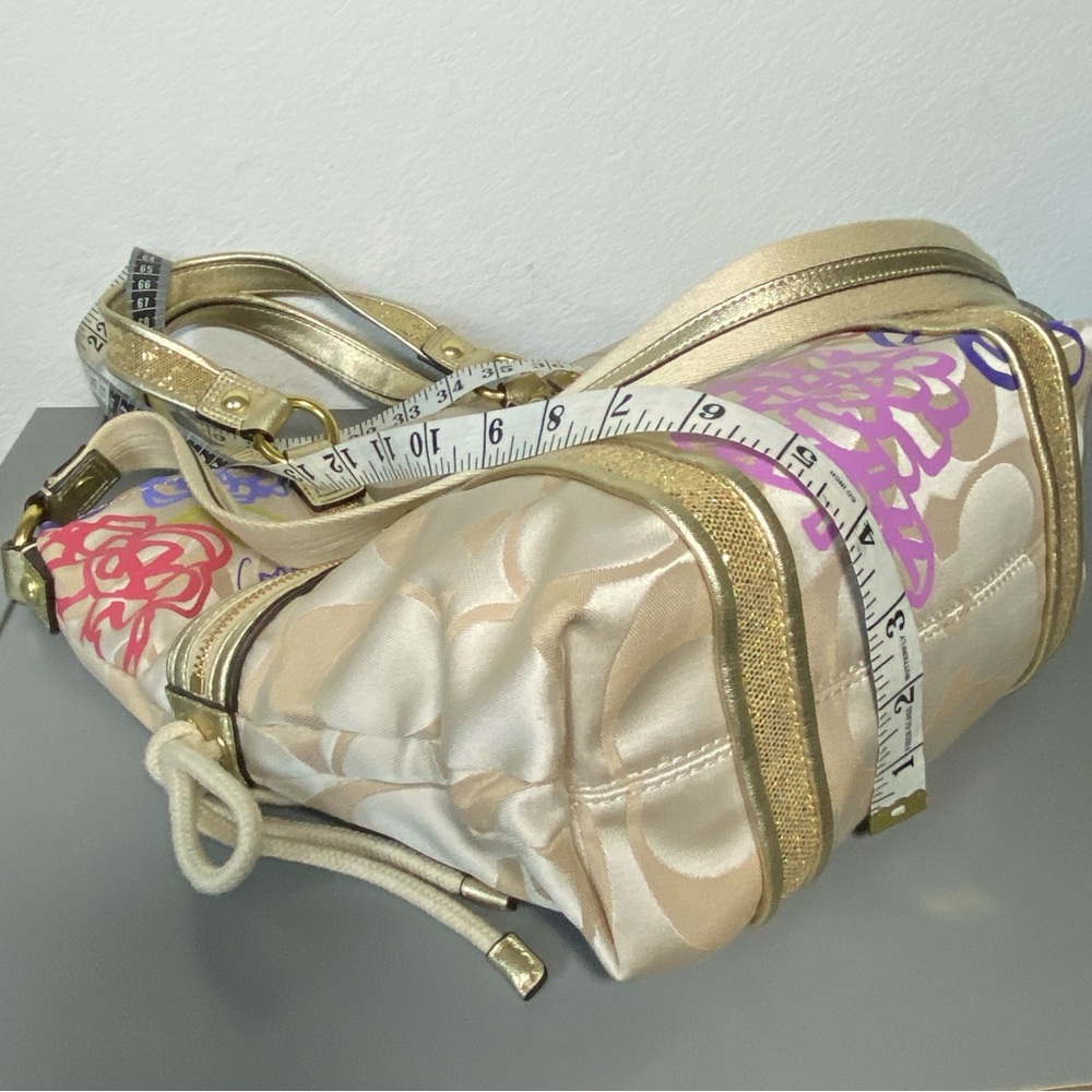 Coach Poppy Signature Daisy Tote in Gold Multicolor Floral Print - Picture 7 of 10